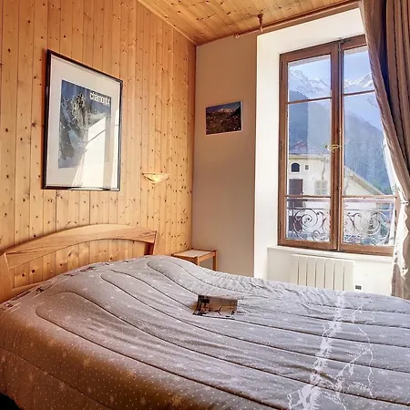 A Chamonix, 3 Chambres, 8 Pers, Vue Montagnes - Fr-1-507-25 דירה